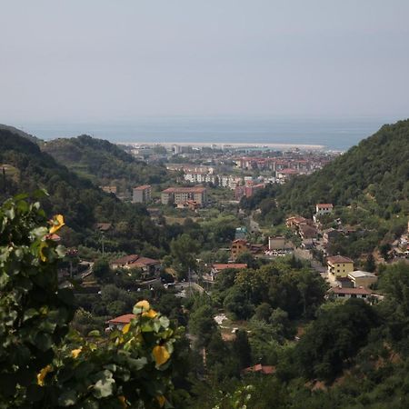La Castellana Lägenhet Salerno Exteriör bild